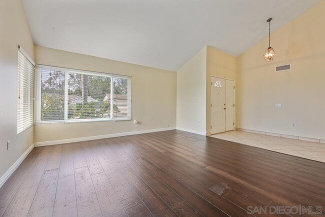 Building Photo - 3576 Ridge Rd