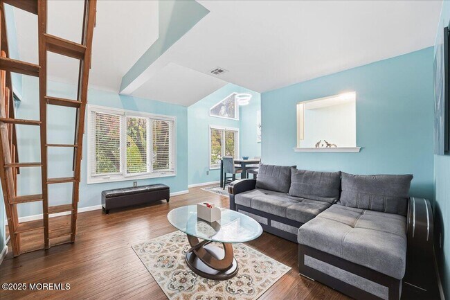 Building Photo - 1 Central Ave