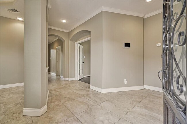 Building Photo - 201 Bessie Price Owen Dr