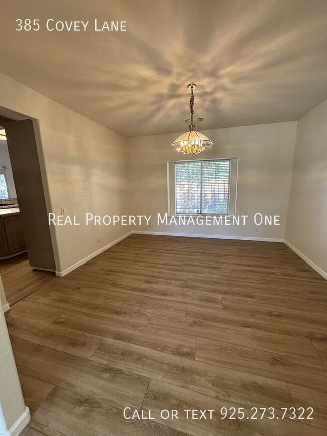 Building Photo - 385 Covey Ln