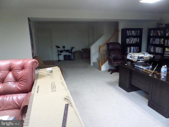 Building Photo - 845 Ferndale Terrace NE