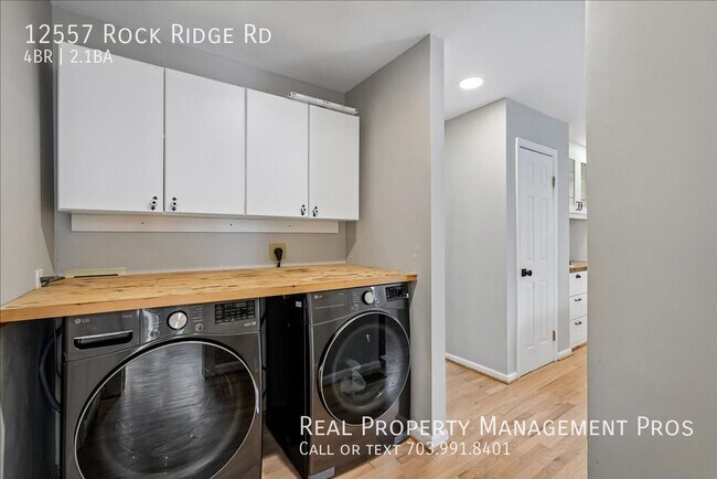 Building Photo - 12557 Rock Ridge Rd