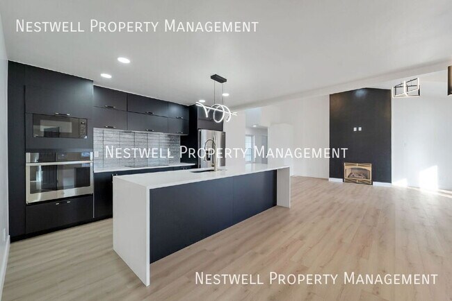 Building Photo - 353 Redberry Rd