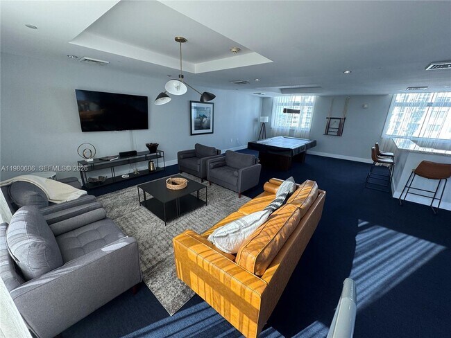 Building Photo - 140 S Dixie Hwy