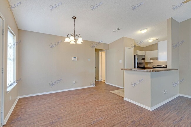 Building Photo - 7505 Tiffany Meadows Ln