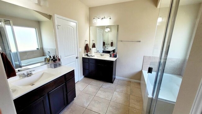 Building Photo - 1967 Mexia Dr