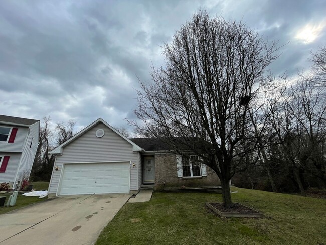 Building Photo - Coming soon! Cozy 3 Bedroom Near the Water!