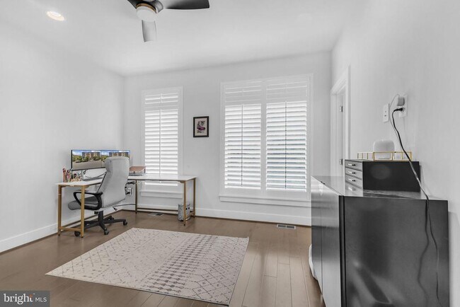 Building Photo - 5106 Fillmore Ave