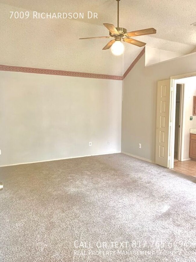 Building Photo - 7009 Richardson Dr
