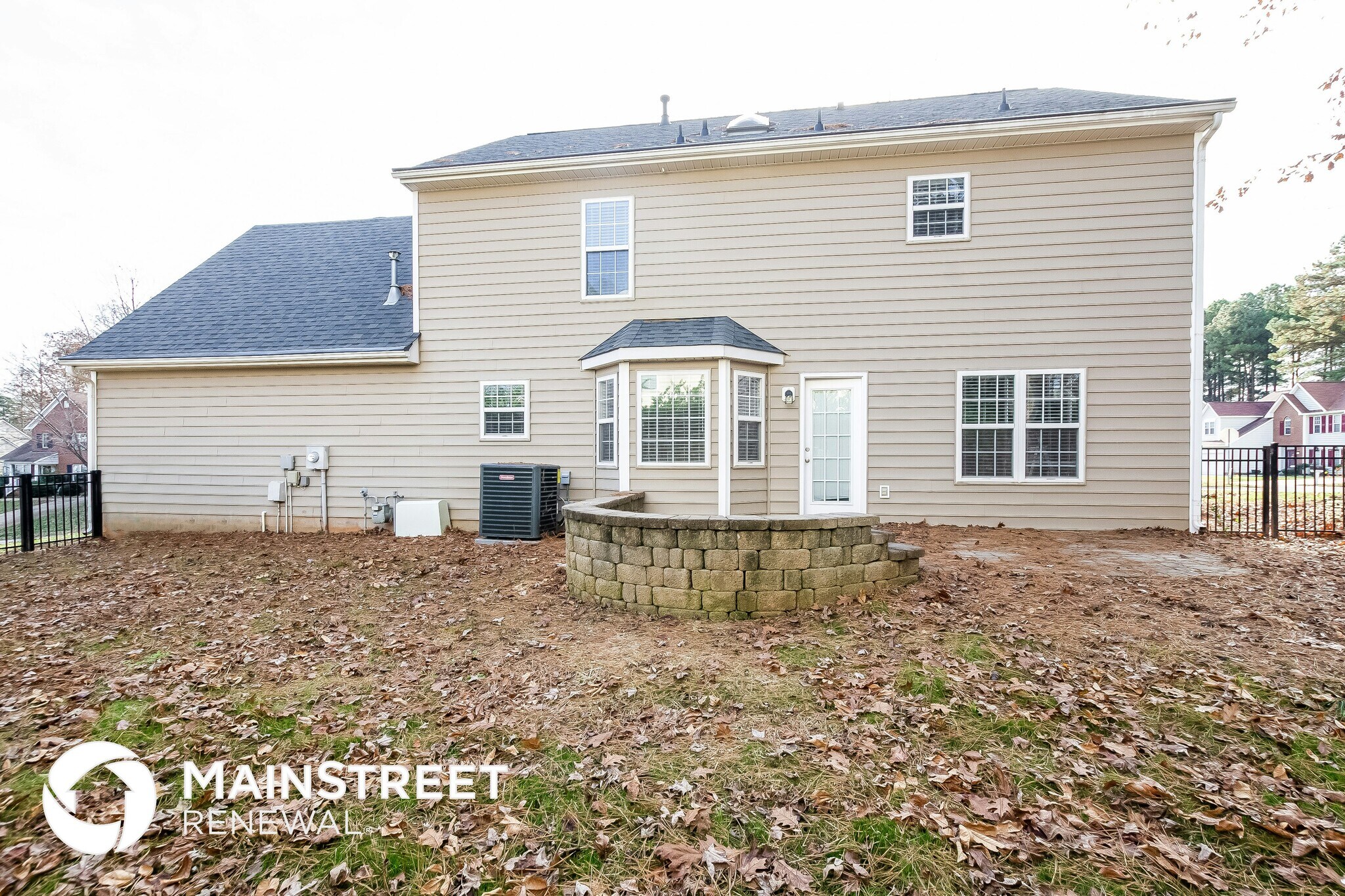 Building Photo - 6209 Forest Pond Dr