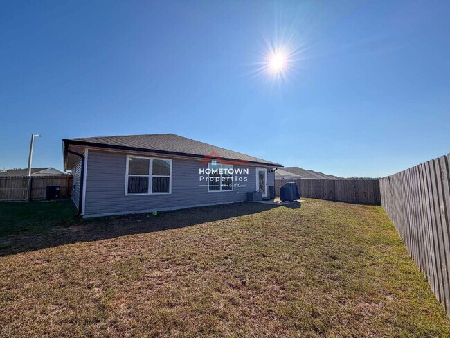 Building Photo - 4425 Redbay Ct