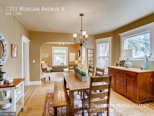 Building Photo - 1203 N Morgan Ave