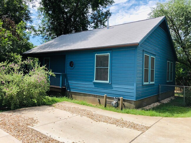 Building Photo - 1511 Redd St