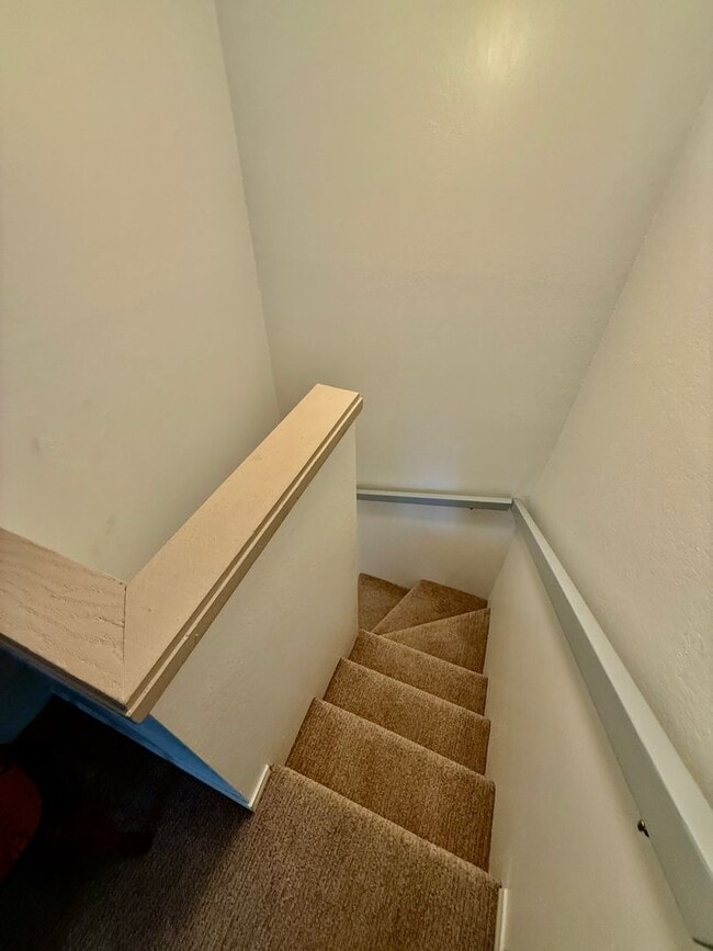 Building Photo - Winter Rental – Mountain Shadows, Center o...