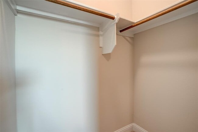 Building Photo - 135 Living Reef Dr