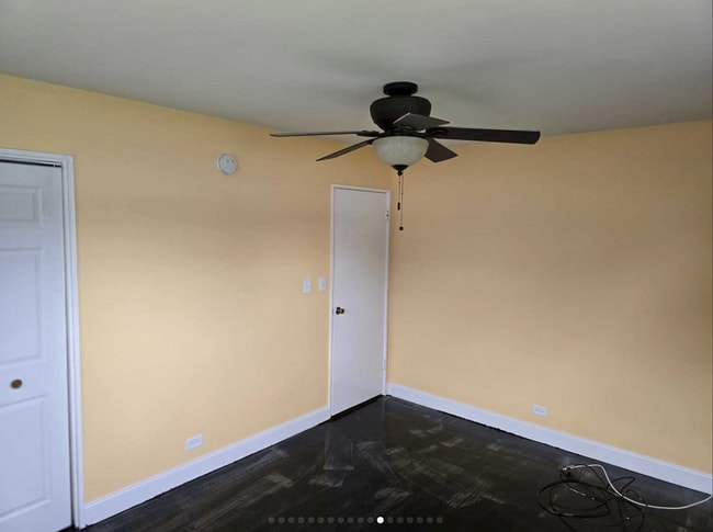 Building Photo - Charming 3-Bedroom Ranch with Modern Updates and Ample Parking