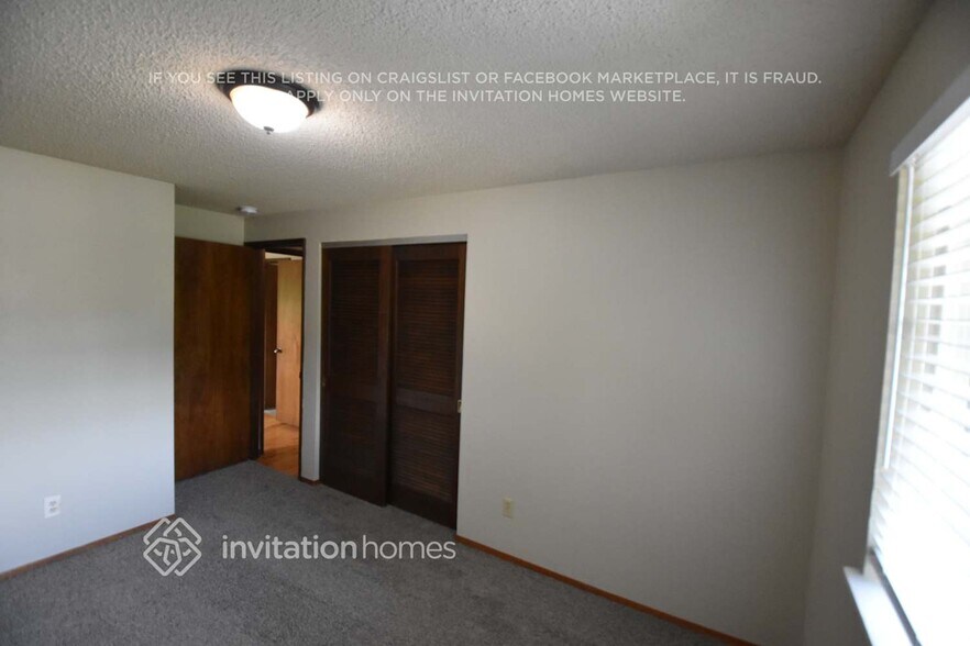 Building Photo - 11002 Dean Ct SW