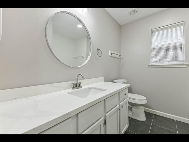 Building Photo - 3627 Liles Ln