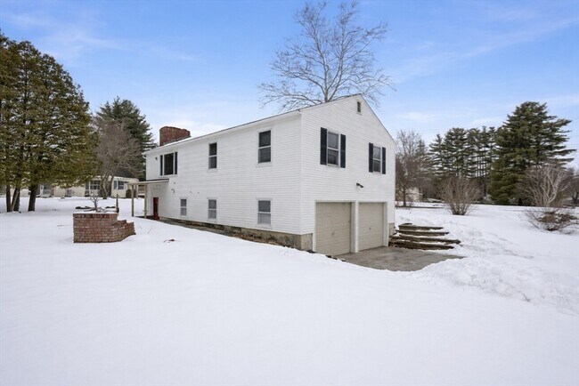 Building Photo - 105 Pomeroy Ln