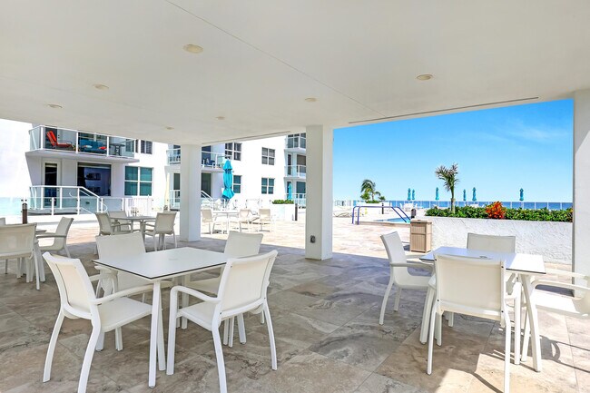 Building Photo - 3450 S Ocean Blvd