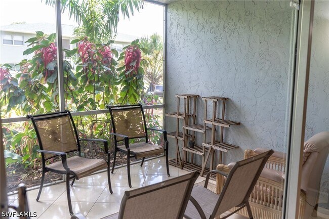 Building Photo - 27249 Pullen Ave