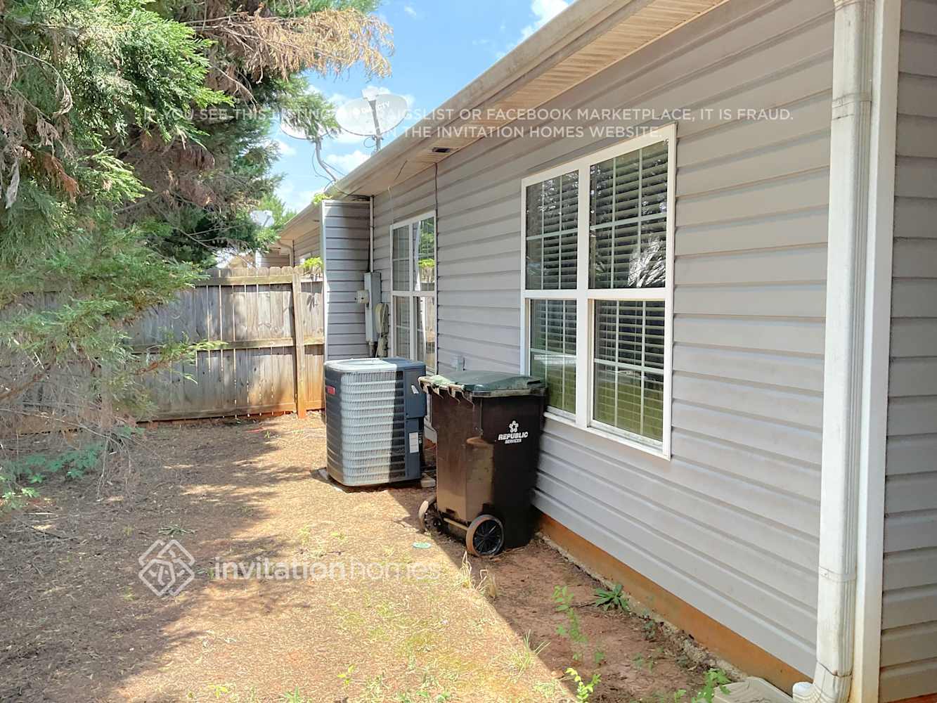 Building Photo - 1015 City Park Dr