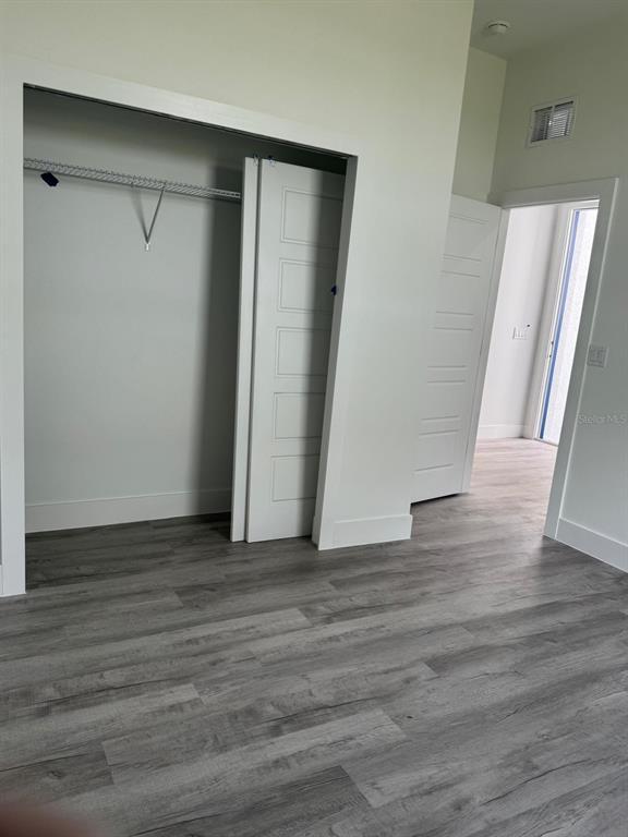 Building Photo - 9187-9189 N Travis Dr