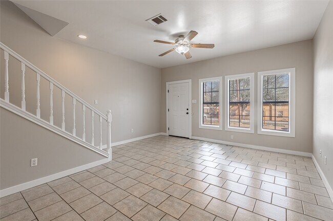 Building Photo - 1616 Avenue N