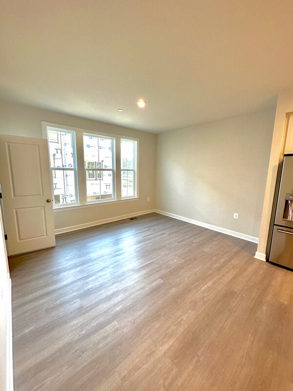 Building Photo - 7302 Mountaineer Dr