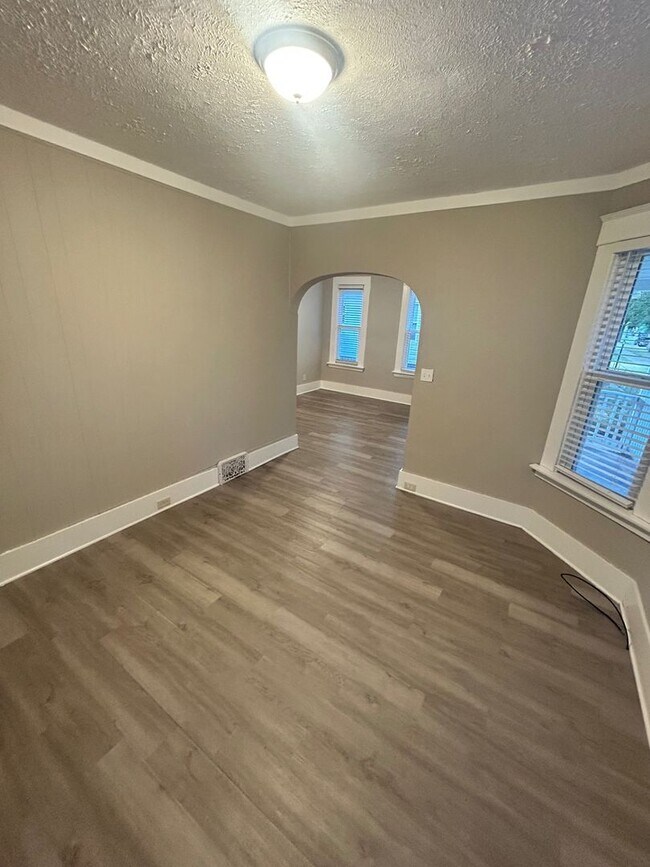 Building Photo - 1126 Jennette Ave NW