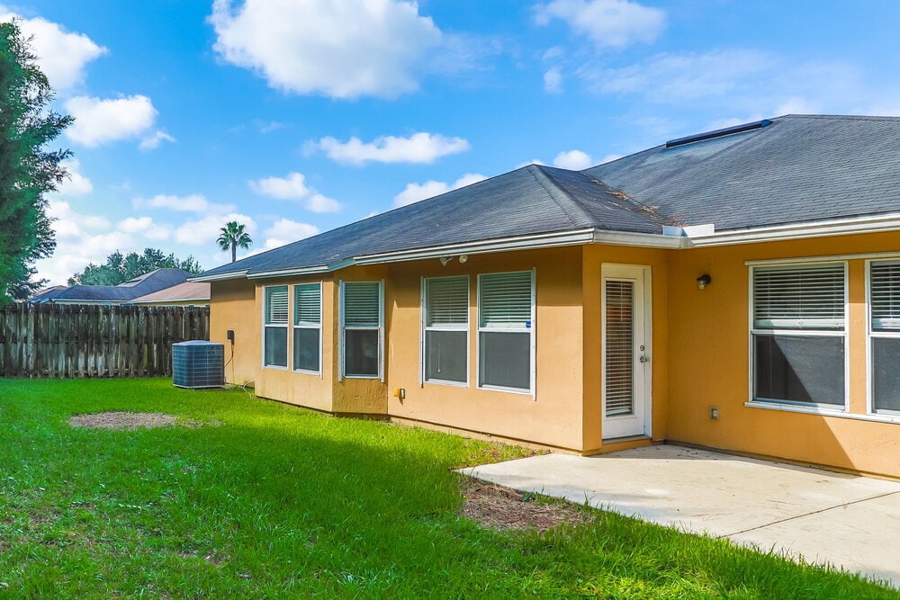 Building Photo - 12613 Wooded Bluff Ct