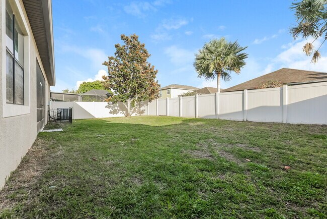 Building Photo - 10053 Celtic Ash Dr