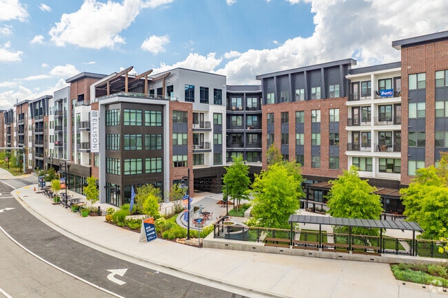Building Photo - Ellison Parkview