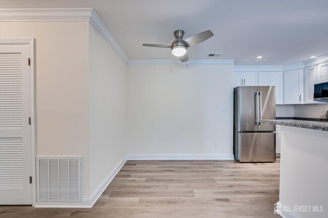 Building Photo - 114 Longfield Ct