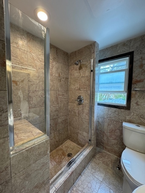 Building Photo - 147 Country Club Dr
