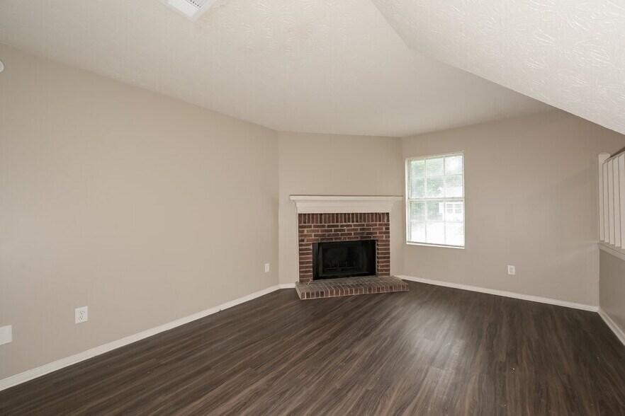 Building Photo - 1338 Mill Lake Cir