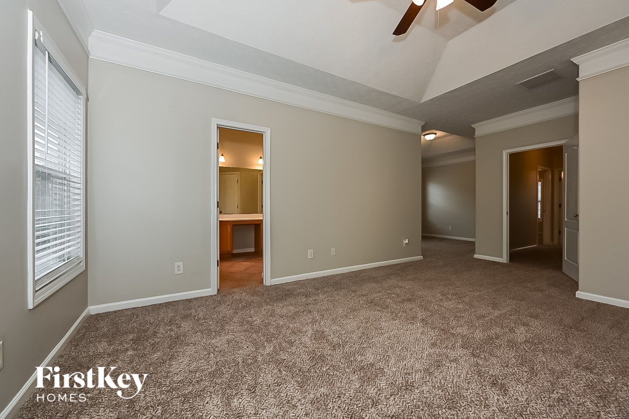 Building Photo - 9123 Alden Dr