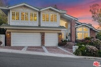 Building Photo - 6111 County Oak Rd