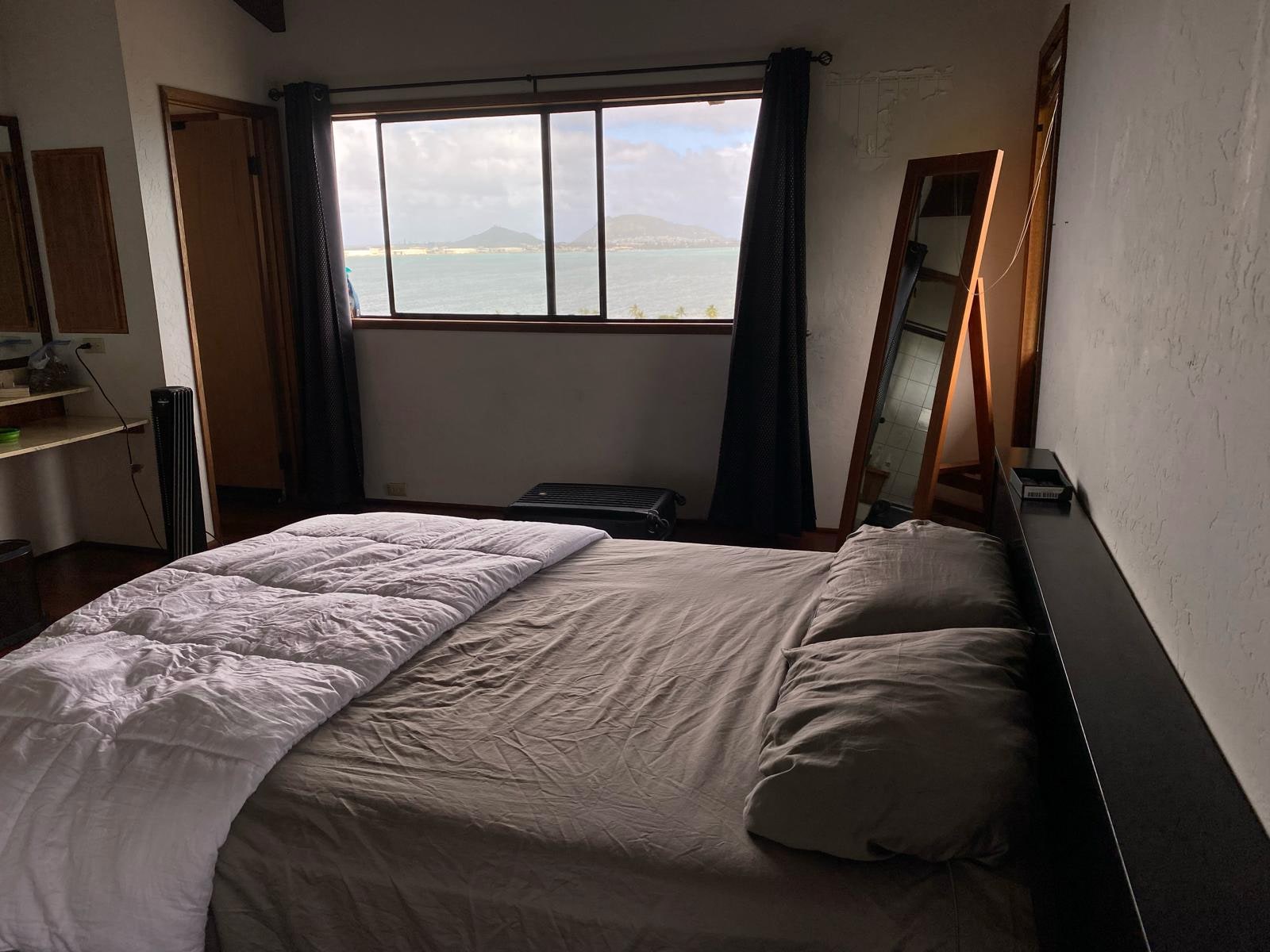 primary bedroom - 45-133 Alina Pl