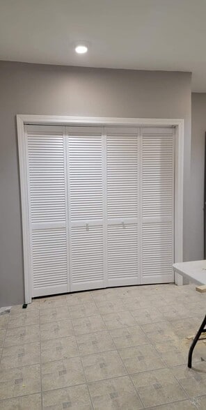 New closet doors - 47 Algonquin Plz