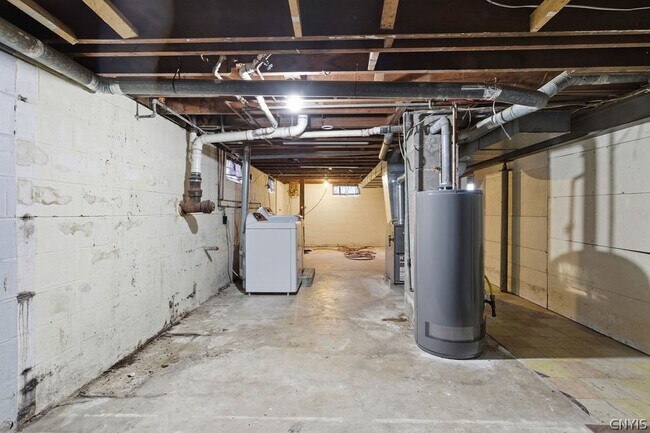 Building Photo - 7310 Oswego Rd