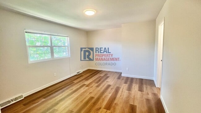 Building Photo - 4543 S Lowell Blvd