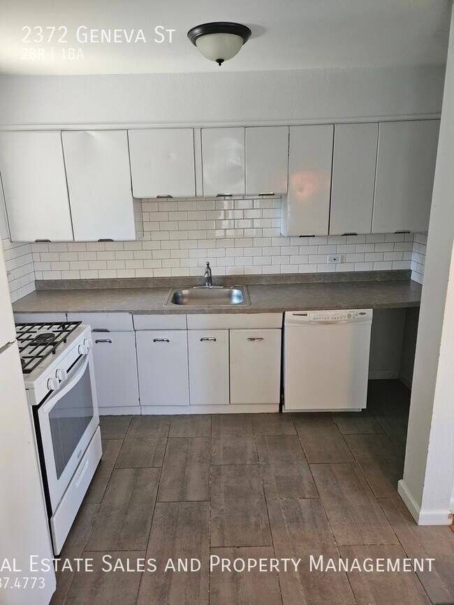 Building Photo - 2372 Geneva St