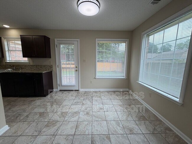 Building Photo - 5632 Pecan Trce