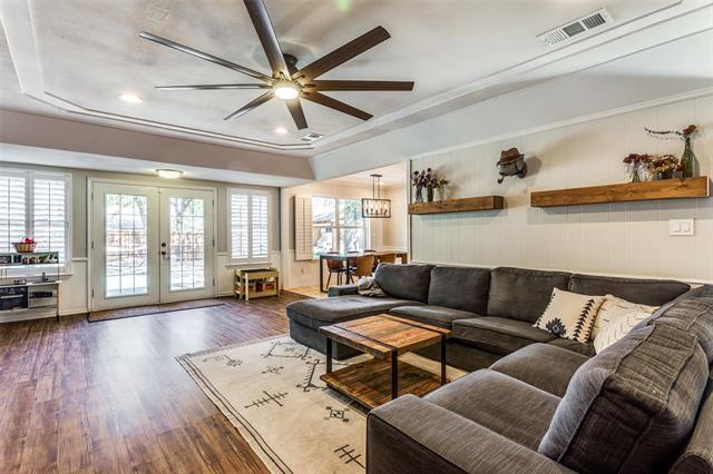 Building Photo - 116 Montreal Dr