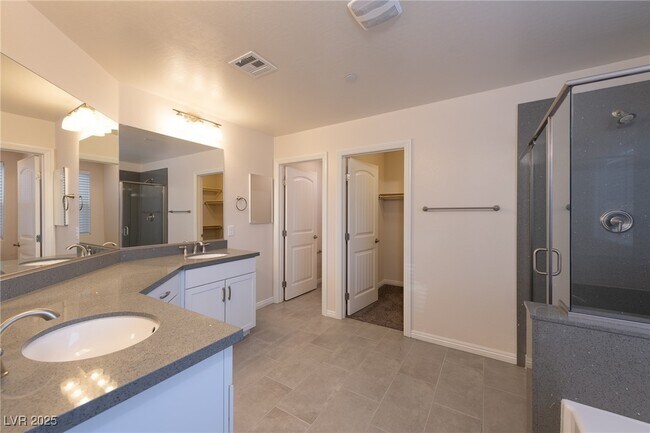 Building Photo - 2926 Caxton Grove Dr