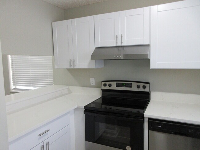 Building Photo - 4065 NW 114th Ave