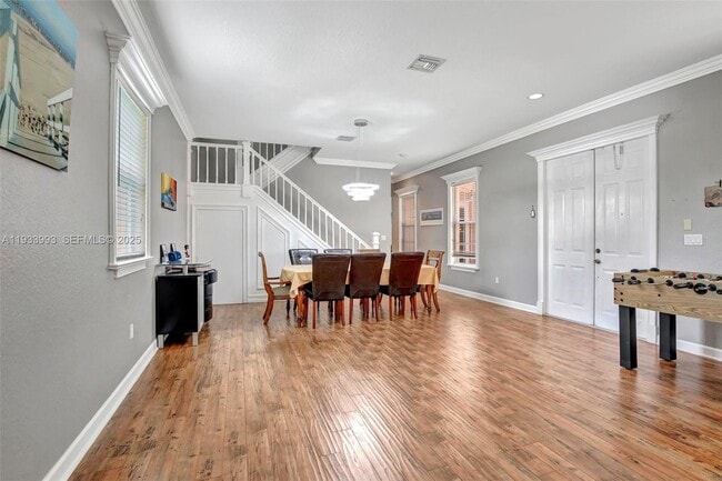 Building Photo - 501 SW 146th Terrace