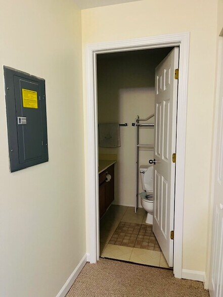 Building Photo - 3275 Kirchoff Rd