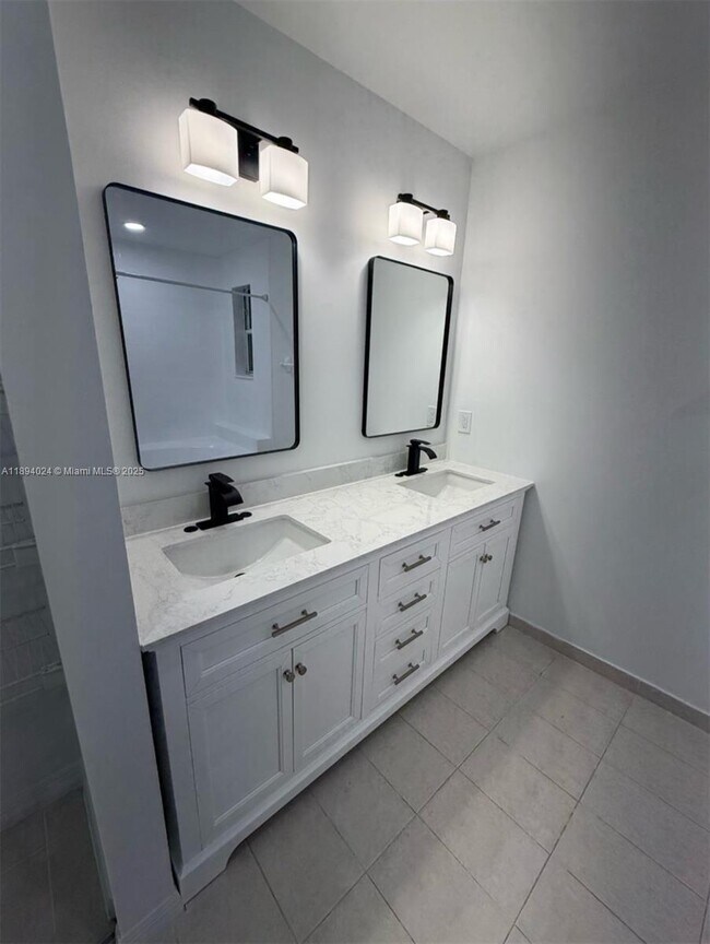 Building Photo - 8725 SW 158th Pl